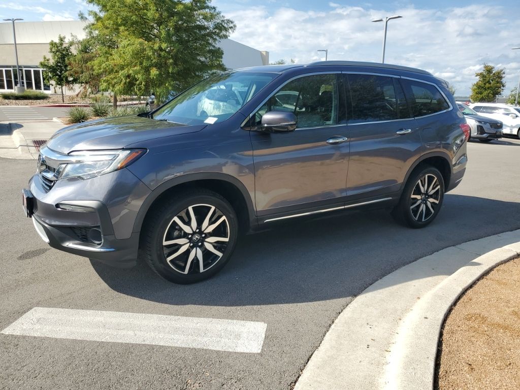 Used Car 2022 Honda Pilot  Touring For Sale Under $35,000 In Austin, Texas