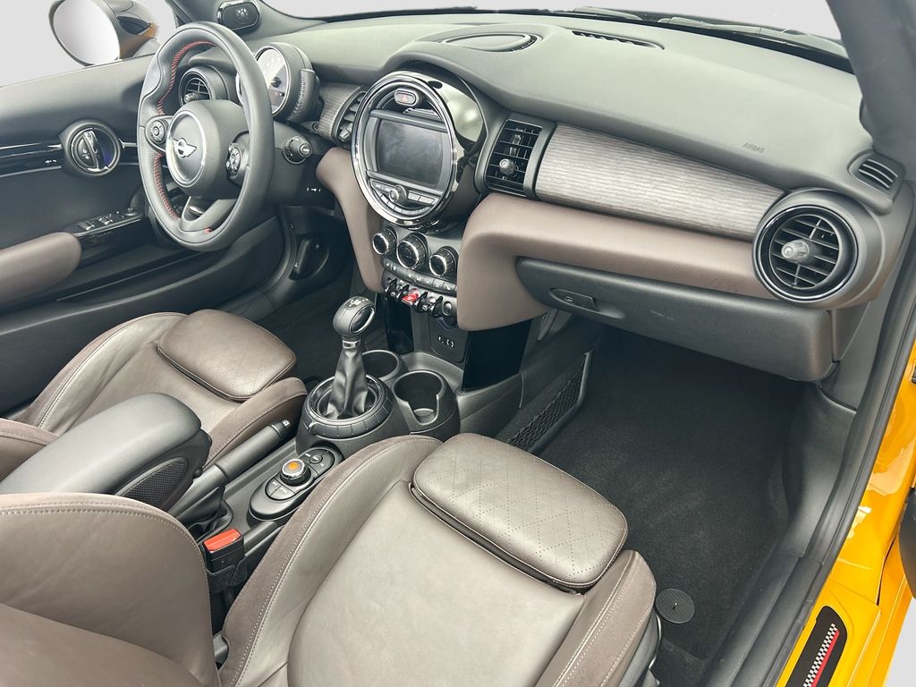 Thumbnail: 2016 MINI Cooper - 14