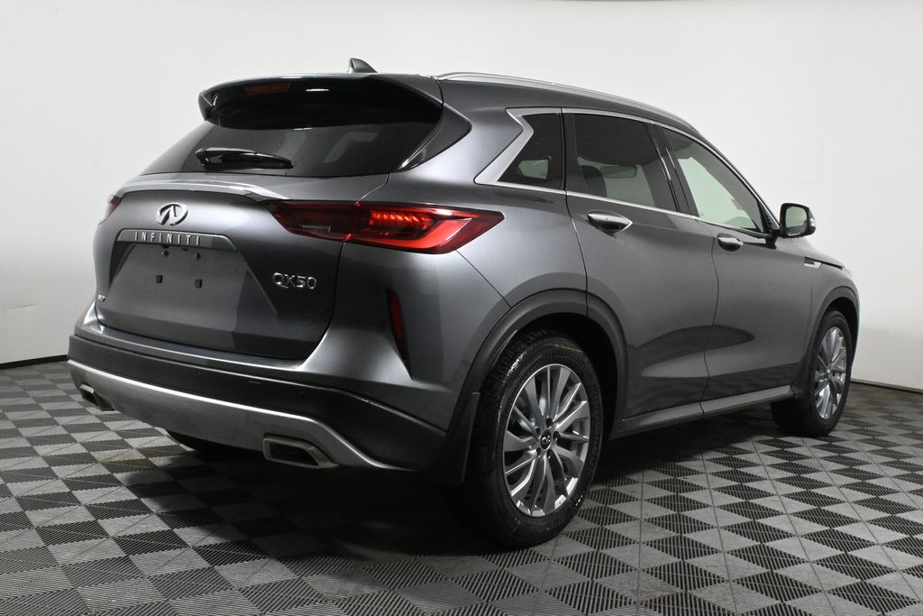 2025 INFINITI QX50 Luxe 7