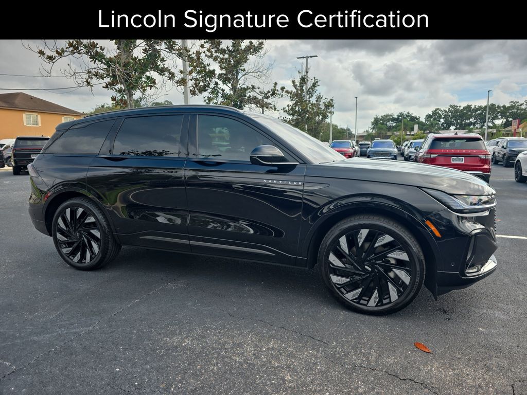 Black Metallic 2024 Lincoln Nautilus SUV / Crossover All-Wheel Drive 8-Speed Automatic