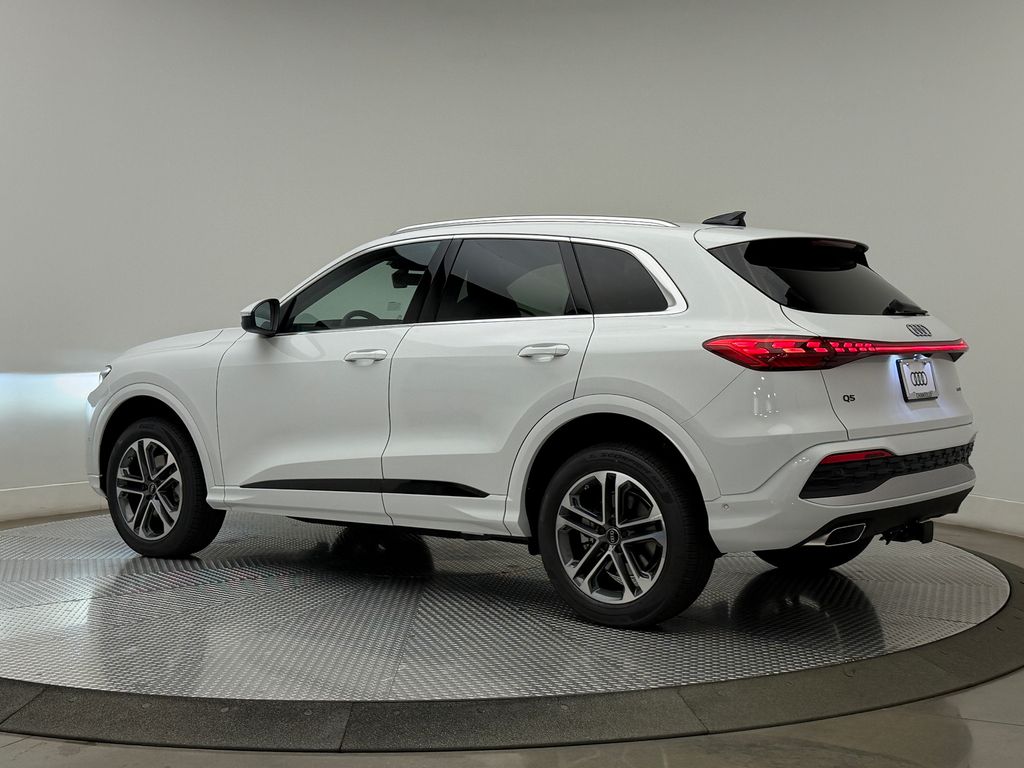 Thumbnail: 2026 Audi Q5 - 7