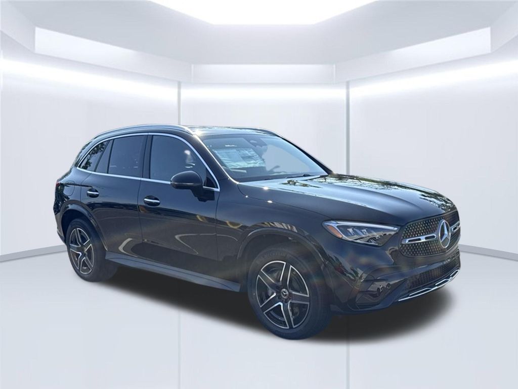 Thumbnail: 2027 Mercedes-Benz GLC - 7