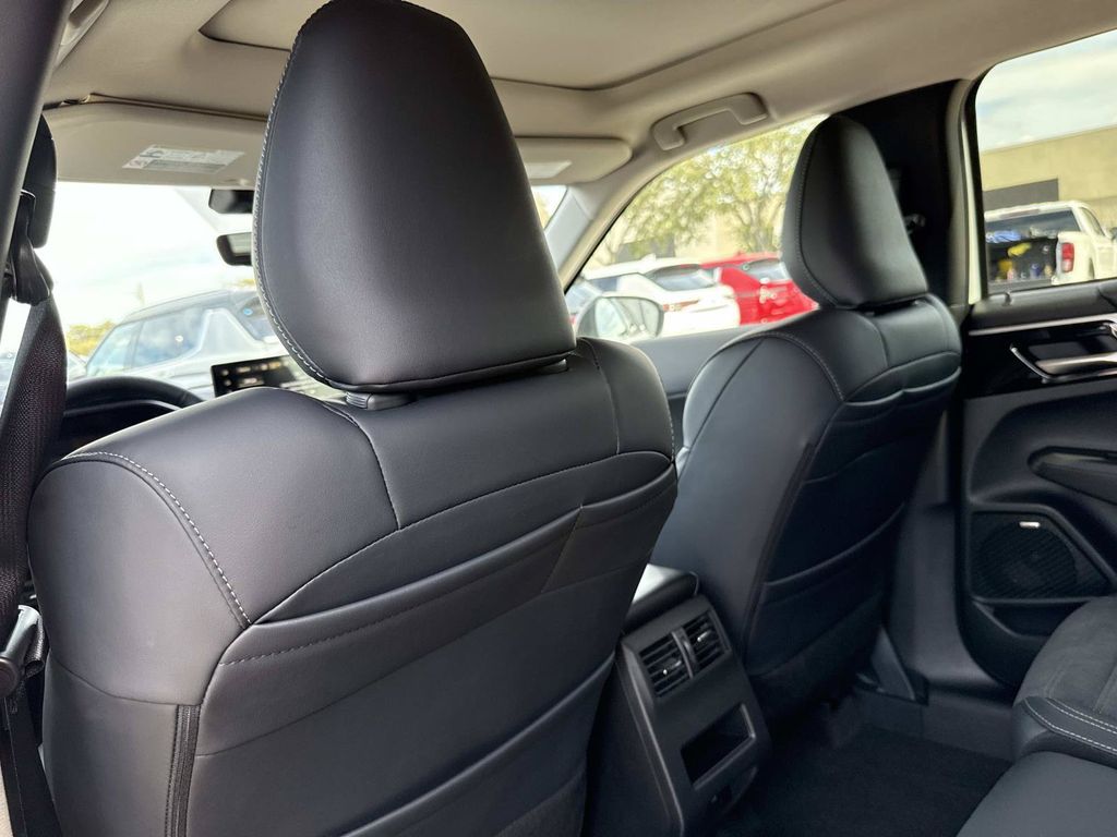 2026 Mitsubishi Outlander Trail Edition - Photo 13