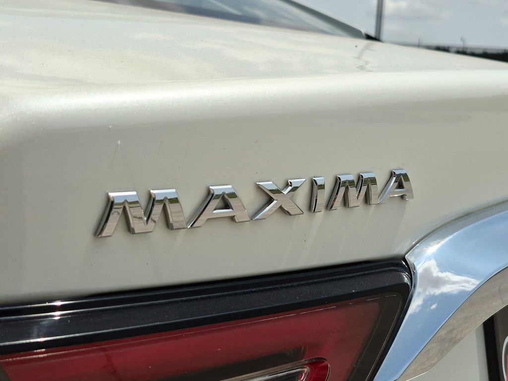 2023 Nissan Maxima Platinum White at AutoSavvy Houston Southwest
