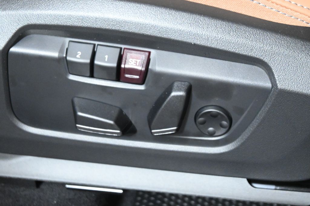 Thumbnail: 2027 MINI Cooper Countryman - 25