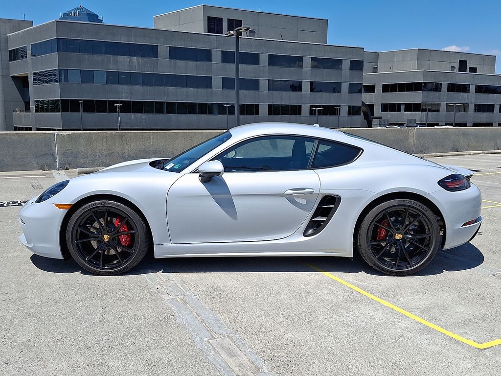 Thumbnail: 2025 Porsche 718 Cayman - 2