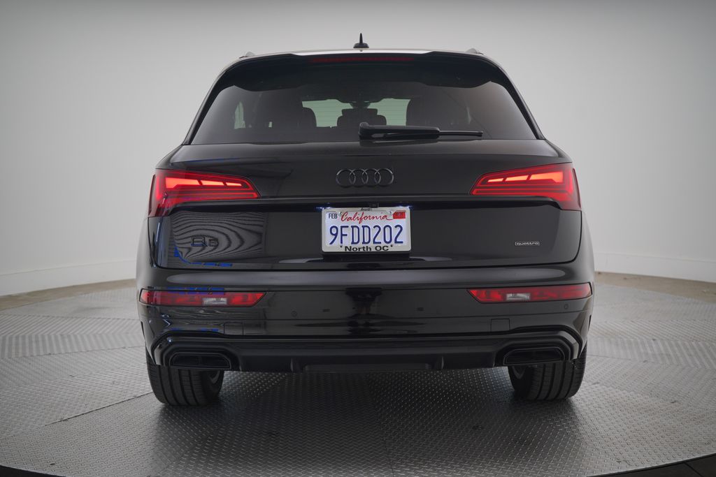 Thumbnail: 2023 Audi Q5 - 4