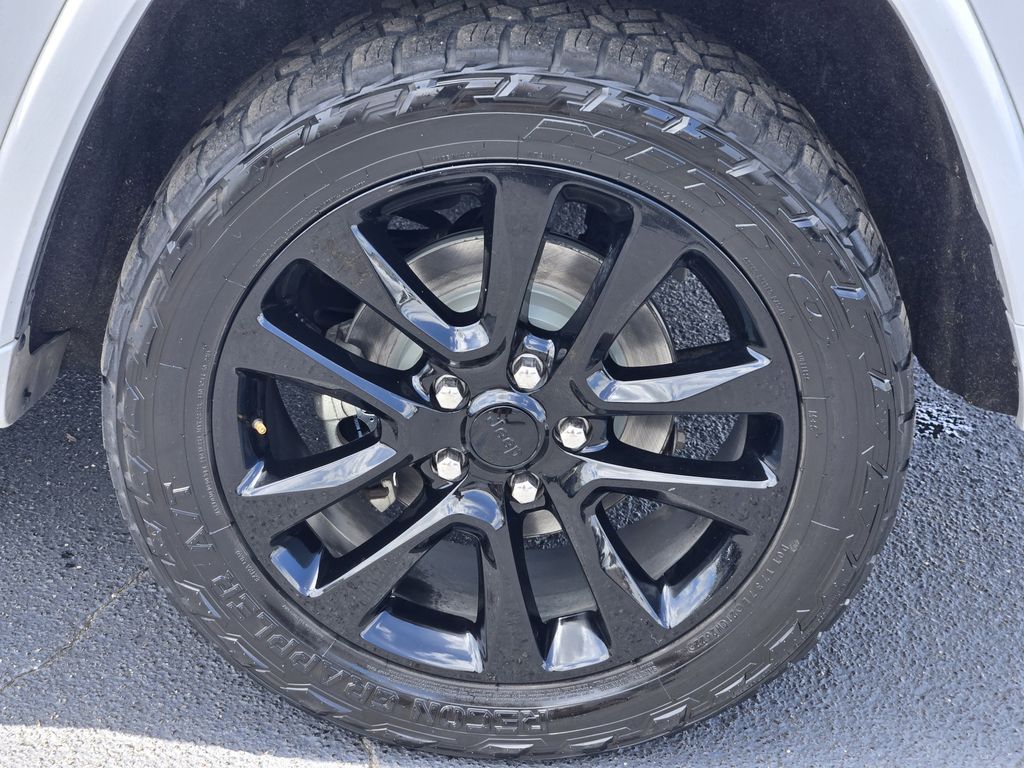 2019 Jeep Grand Cherokee Altitude White at Autostrade