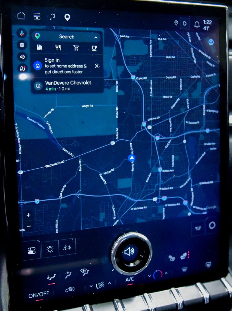 View vehicle photo 4