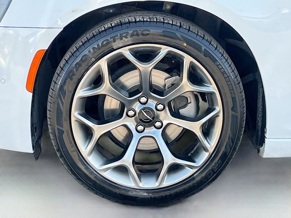 Used 2021 White Chrysler S image 31
