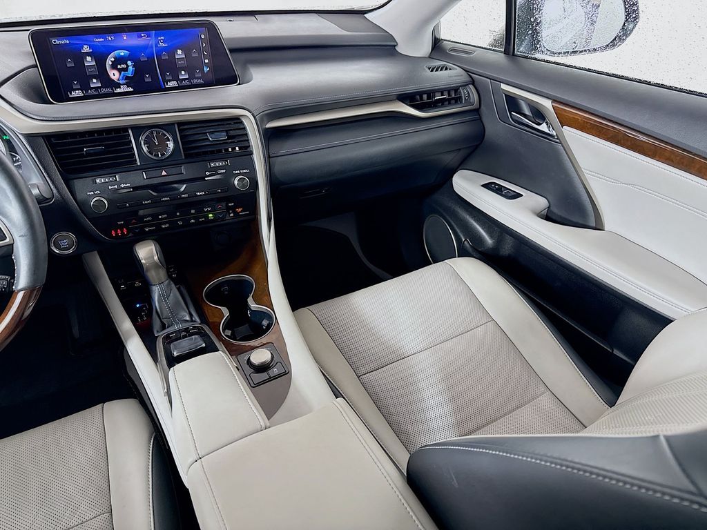 Thumbnail: 2017 Lexus RX - 25