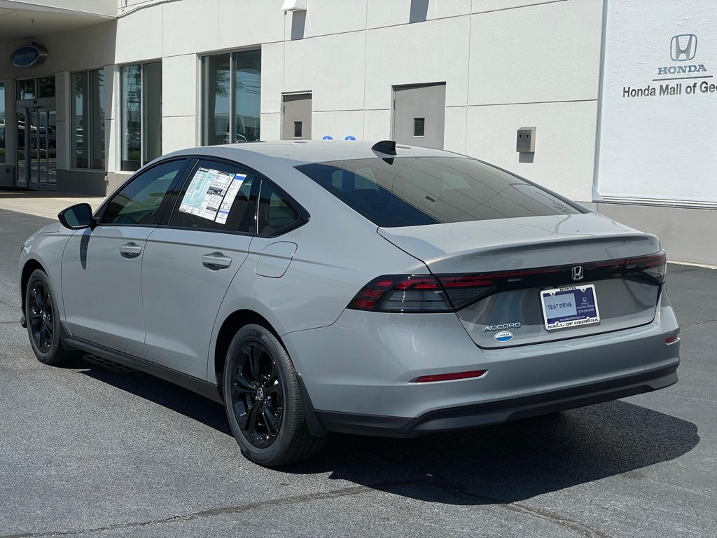 2025 Honda Accord SE 4