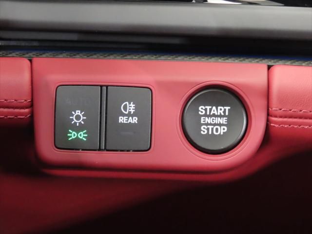 Thumbnail: 2026 Porsche Panamera - 23