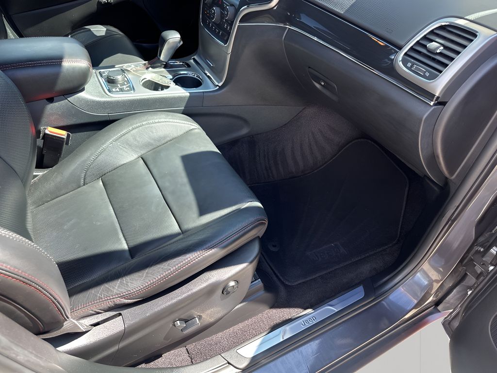 Used Car 2018 Jeep Grand Cherokee  Trailhawk For Sale Under $20,000 In Austin, Texas