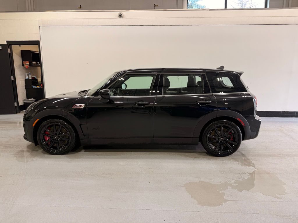 2024 MINI Cooper Clubman John Cooper Works 2