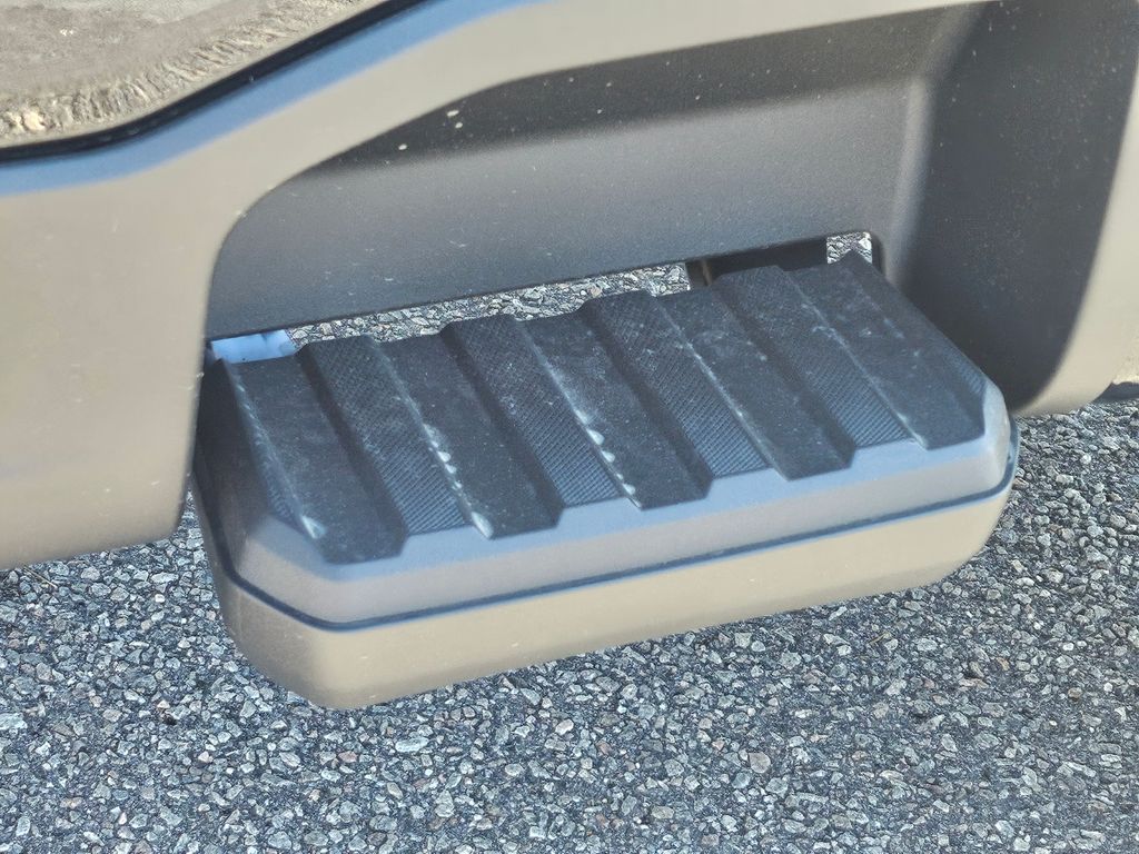 2026 Ford F-350SD Lariat Black at Walterboro Ford