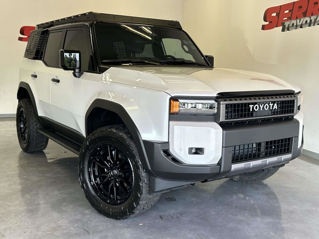 White (Wind Chill Pearl) 2026 Toyota Land Cruiser SUV / Crossover Four-Wheel Drive 8-Speed Automatic