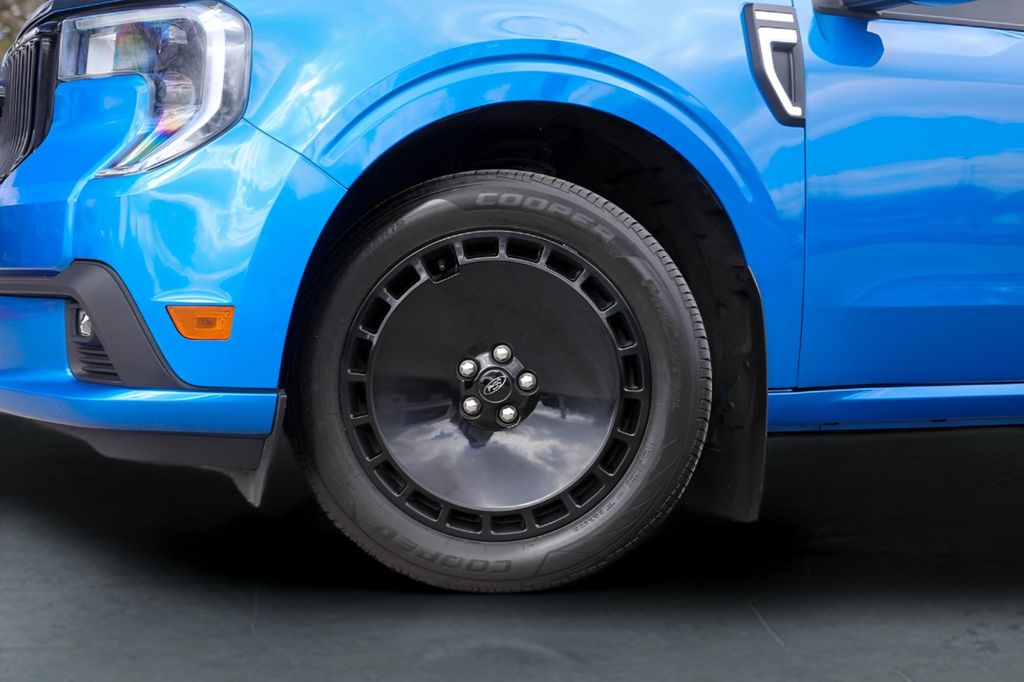 Used Car 2025 Ford Maverick  Lobo Standard For Sale Under $35,000 In Austin, Texas