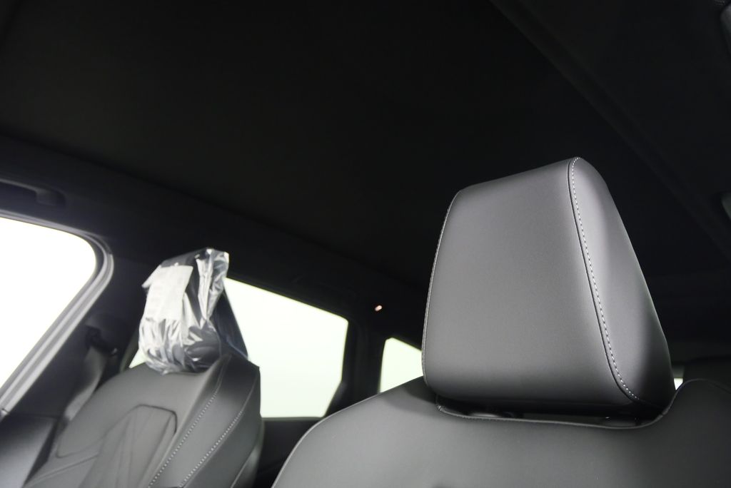 Thumbnail: 2025 BMW X3 - 11