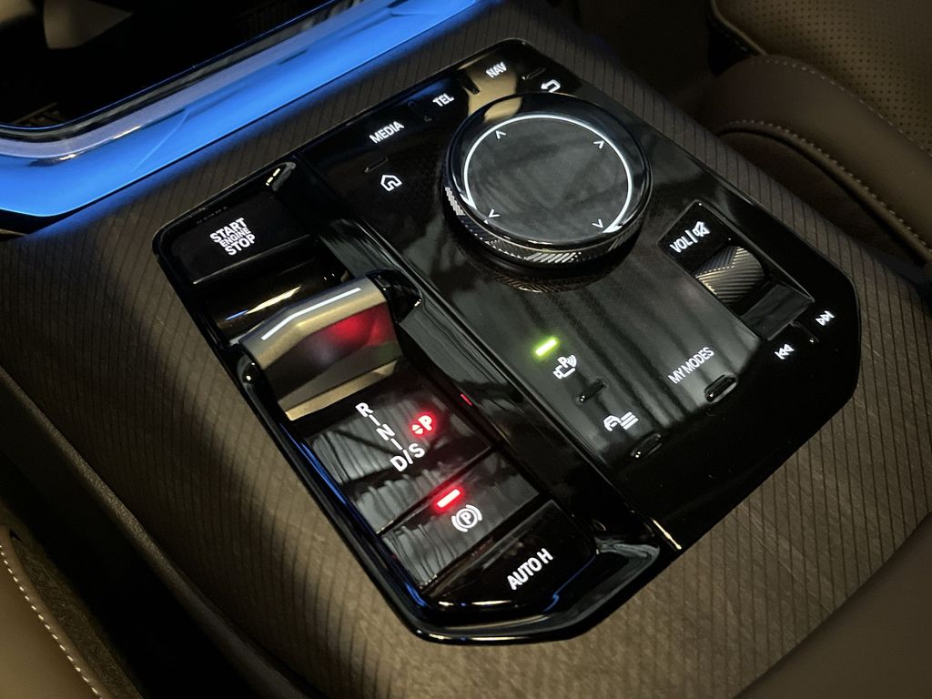 Thumbnail: 2026 BMW X3 - 20