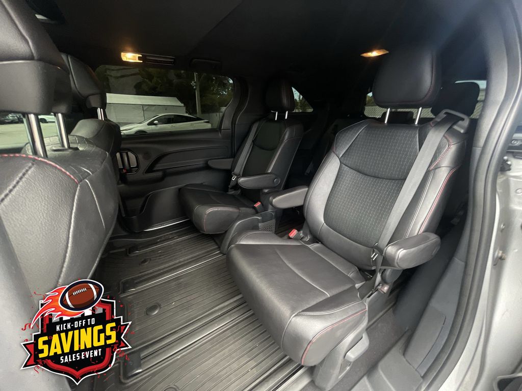 Used 2025 Toyota Sienna Van