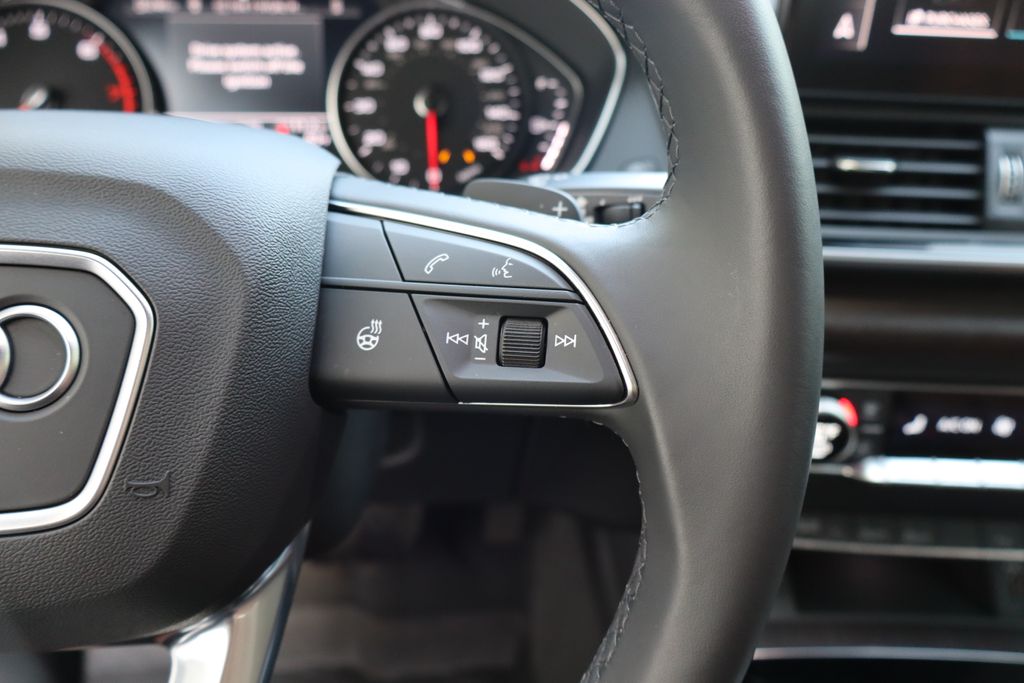 used 2025 Audi Q5 car, priced at $40,750
