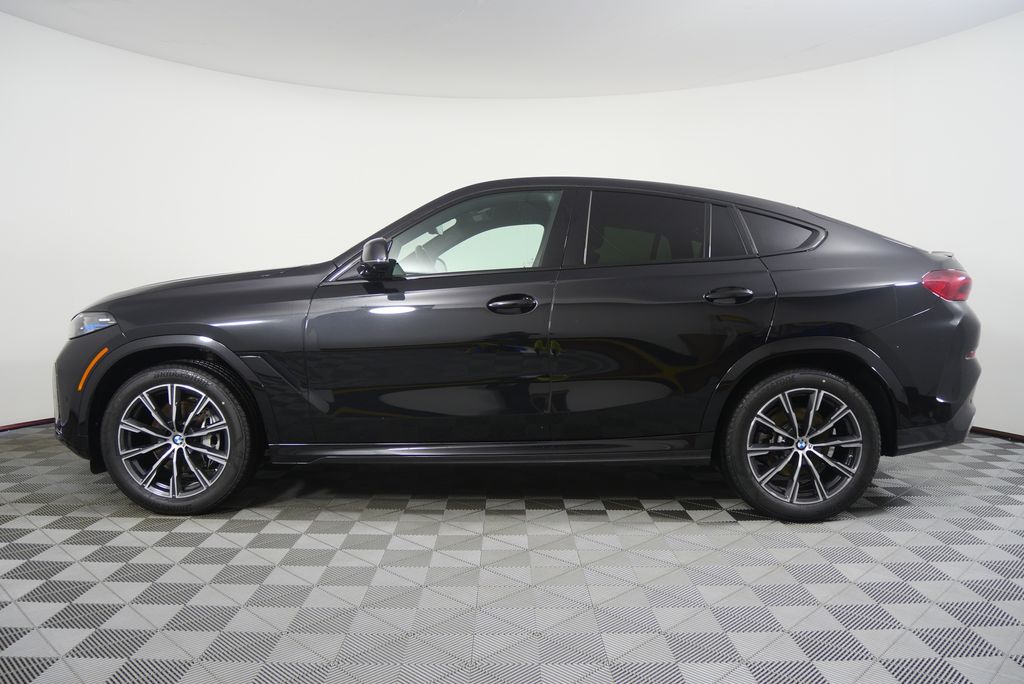Thumbnail: 2025 BMW X6 - 6