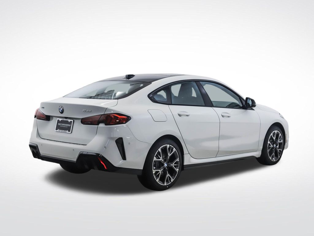 Thumbnail: 2026 BMW 2 Series - 5