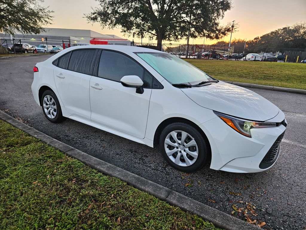 2022 Toyota Corolla LE 7