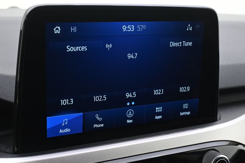 Used 2020 Black Ford SEL image 28