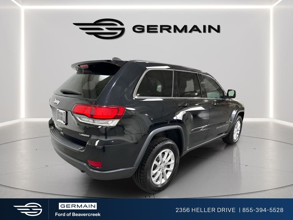 Used 2022 Black Jeep Laredo X image 7