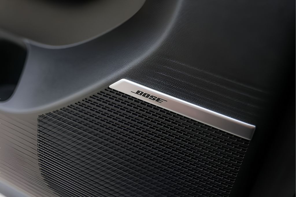 Used Car 2024 Hyundai Santa Fe Hybrid  Limited For Sale Under $40,000 In Austin, Texas