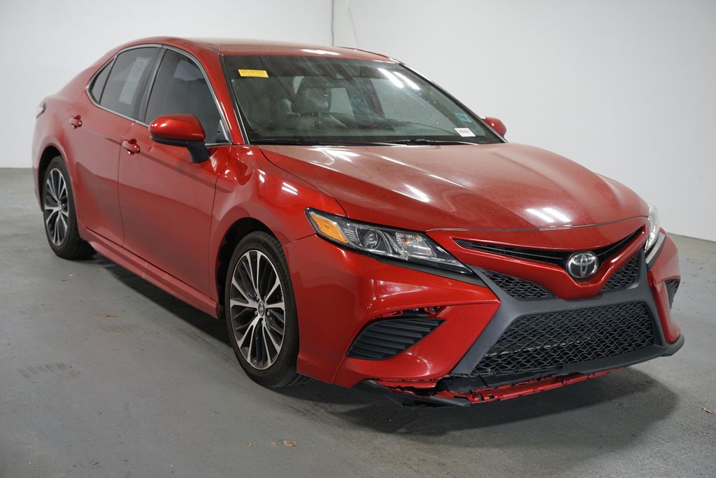 Thumbnail: 2020 Toyota Camry - 3