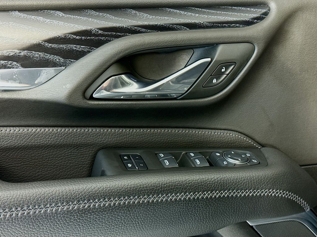 Thumbnail: 2024 GMC Yukon - 25