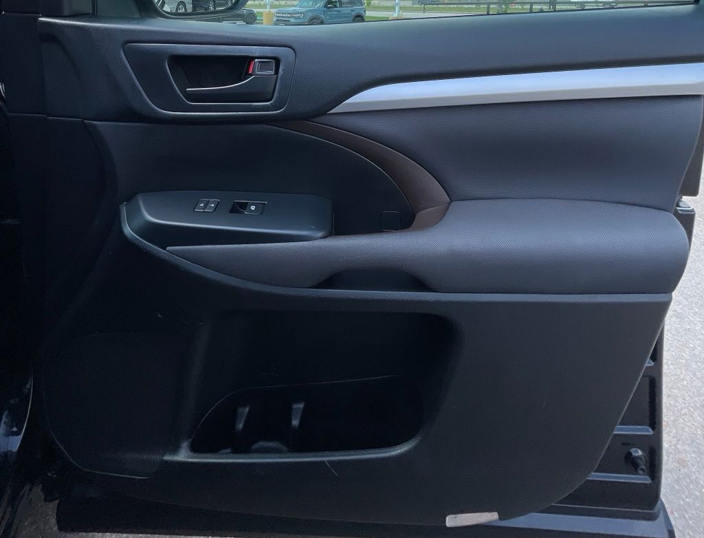 2018 Toyota Highlander LE Black at DeMontrond Mazda