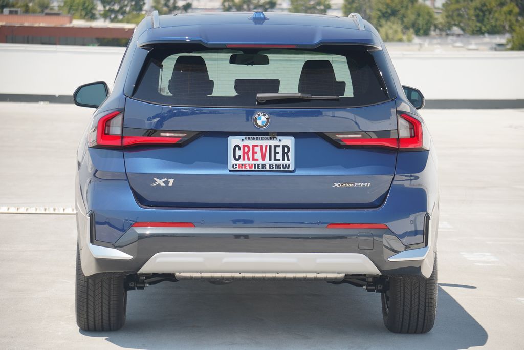 Thumbnail: 2025 BMW X1 - 6