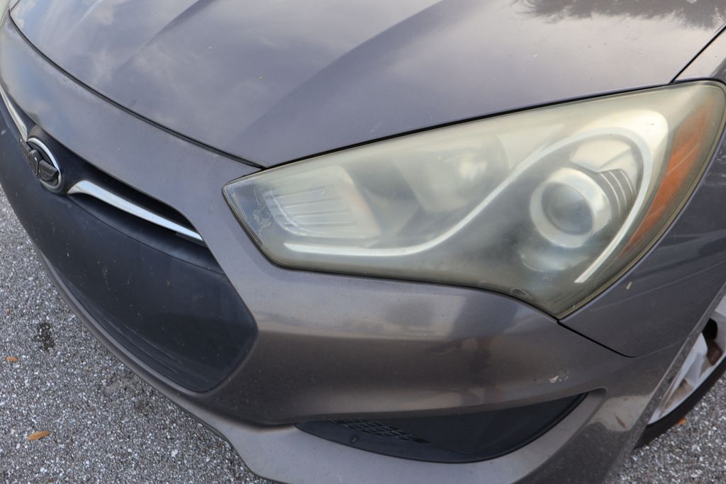 Thumbnail: 2013 Hyundai Genesis - 3