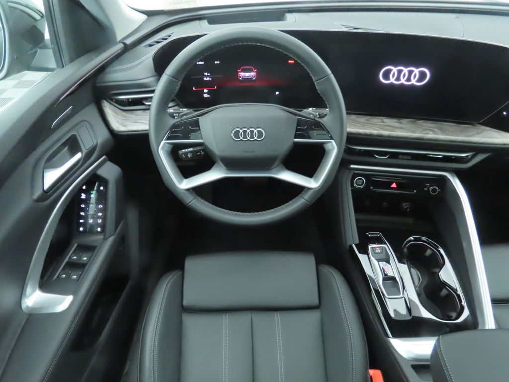 2025 Audi Q5 Premium 11