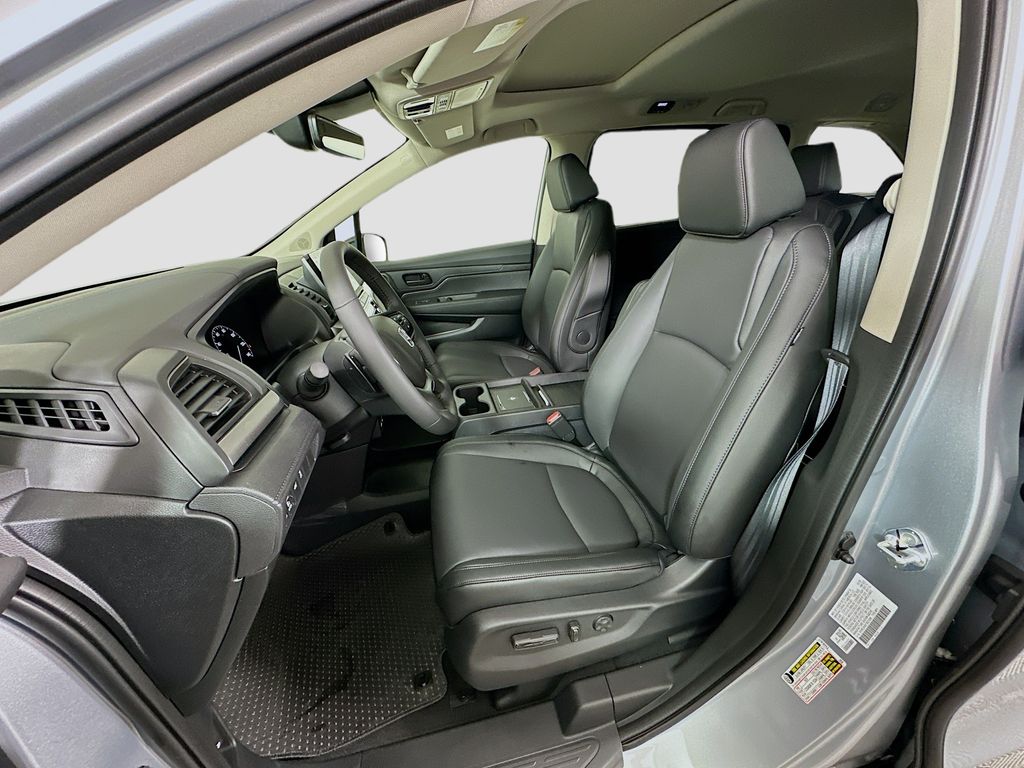 Thumbnail: 2026 Honda Odyssey - 15