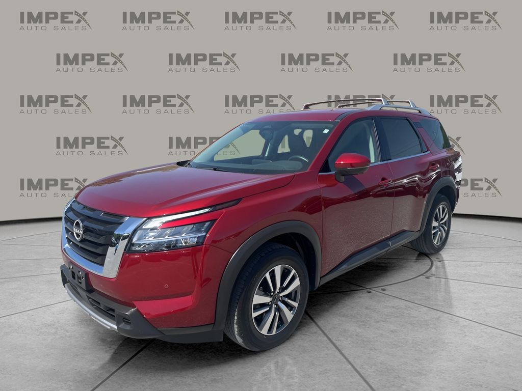 2023 Nissan Pathfinder SL's photo