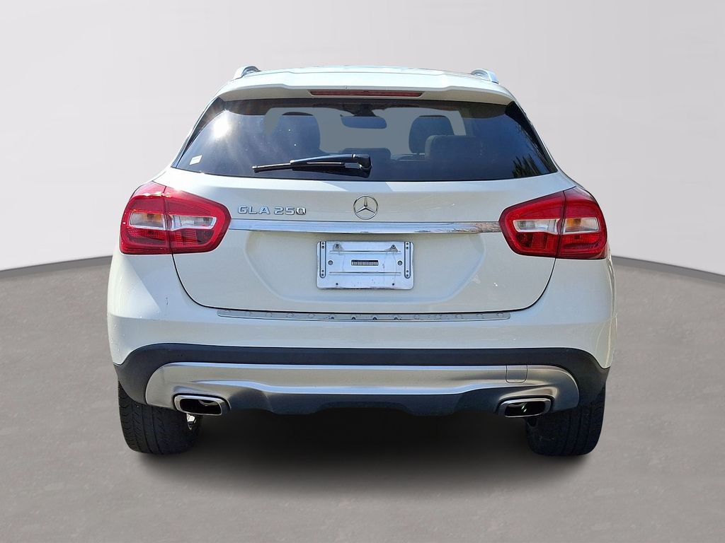 2017 Mercedes-Benz GLA 250 5