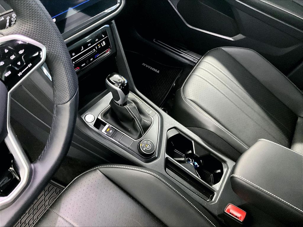 2024 Volkswagen Tiguan — photo 20