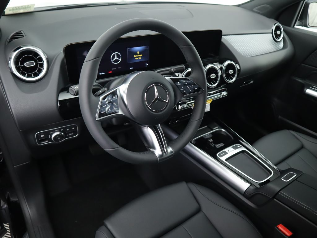 2025 Mercedes-Benz GLA 250 10