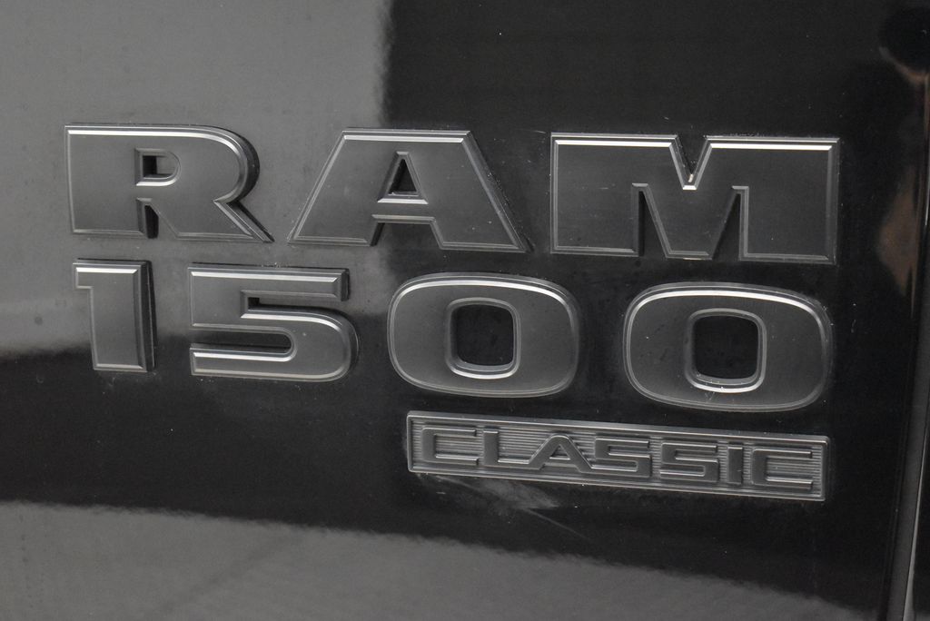 2024 RAM 1500 Classic Warlock 9