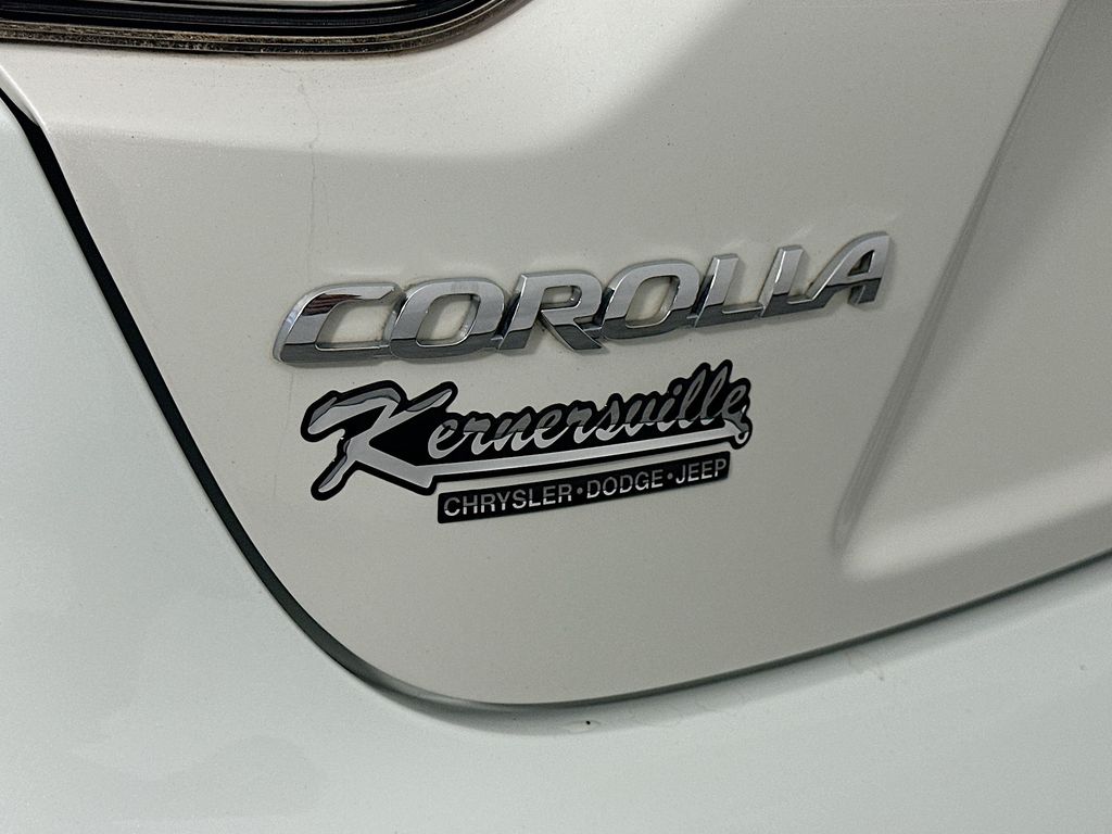 ToyotaCorolla27