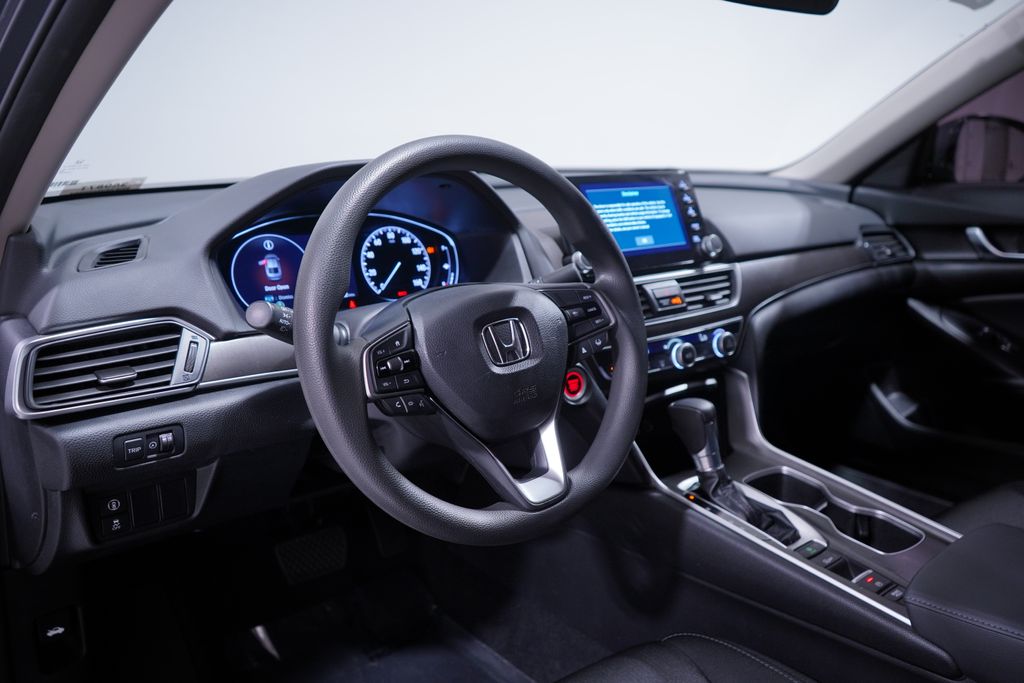 2022 Honda Accord LX 6