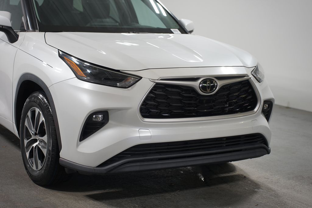 2022 Toyota Highlander XLE 4