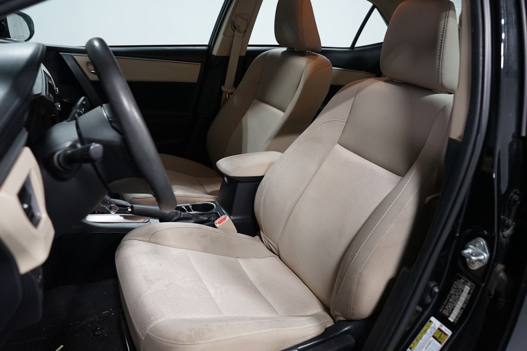 Thumbnail: 2014 Toyota Corolla - 6