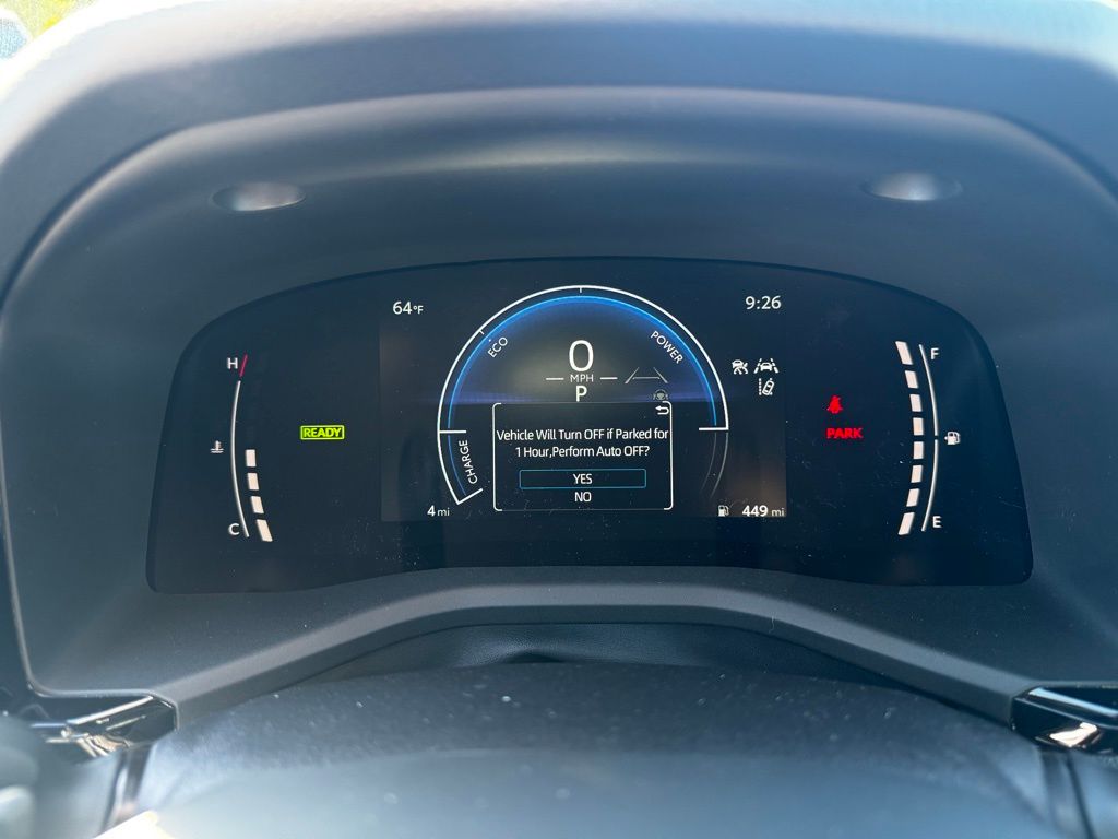 2025 Toyota Camry SE photo 25