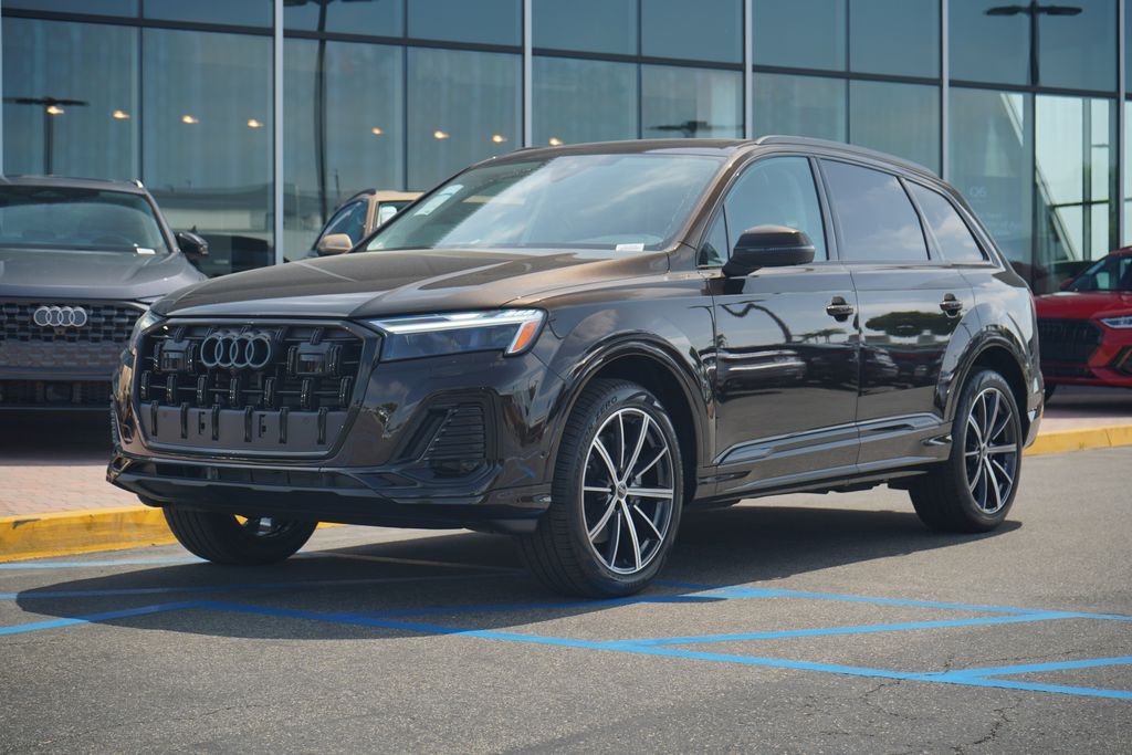Thumbnail: 2025 Audi Q7 - 1